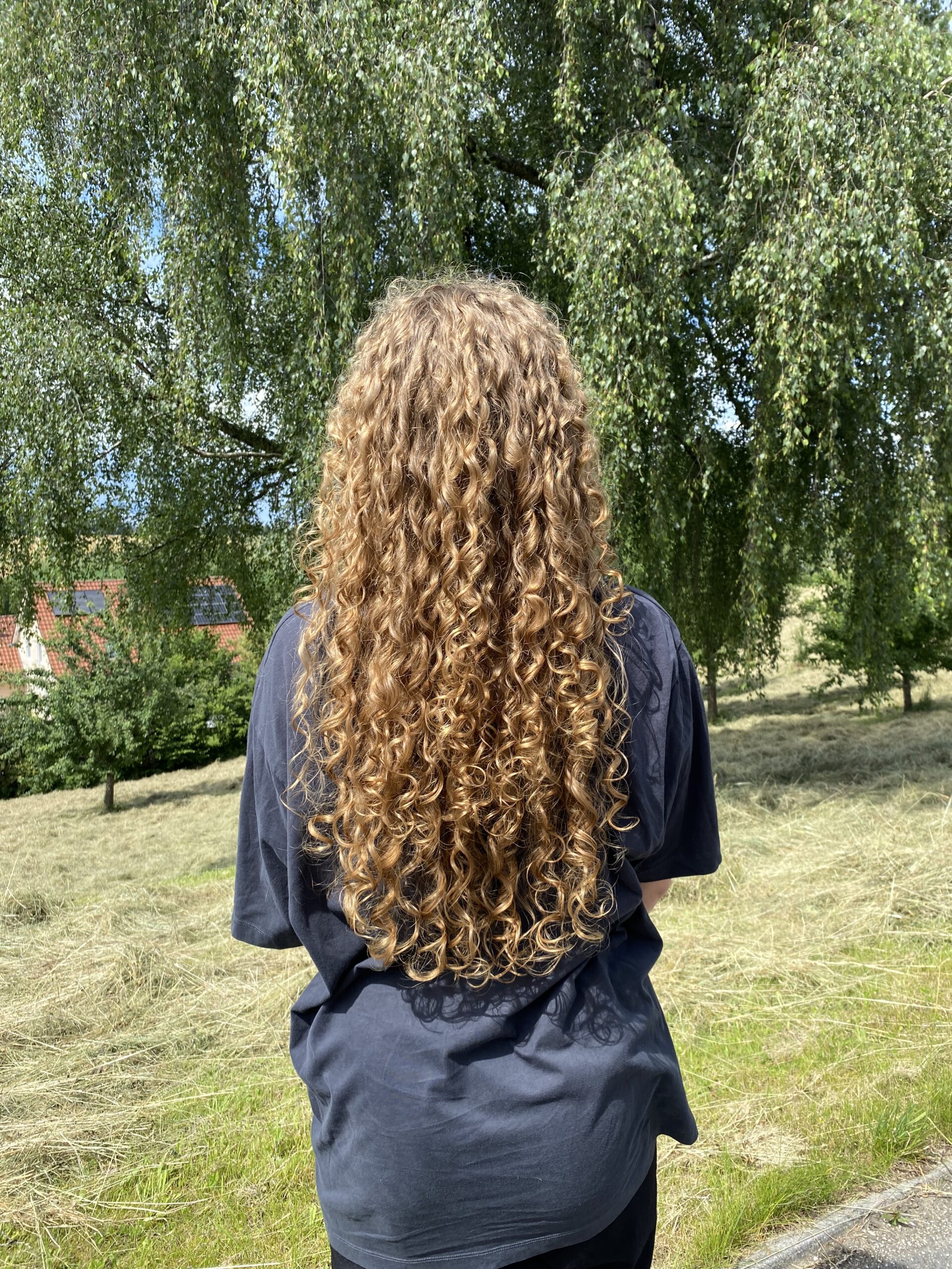 Hairbar | Friseur Linz - Dauerwelle Linz nachher